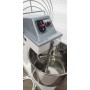 Pétrin spirale de 5 kg à 10 vitesses avec inverseur de rotation HH - tête fixe et barre de fendage de la pâte inclinée en S