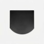 Plateforme en acier noir protégeant le sol