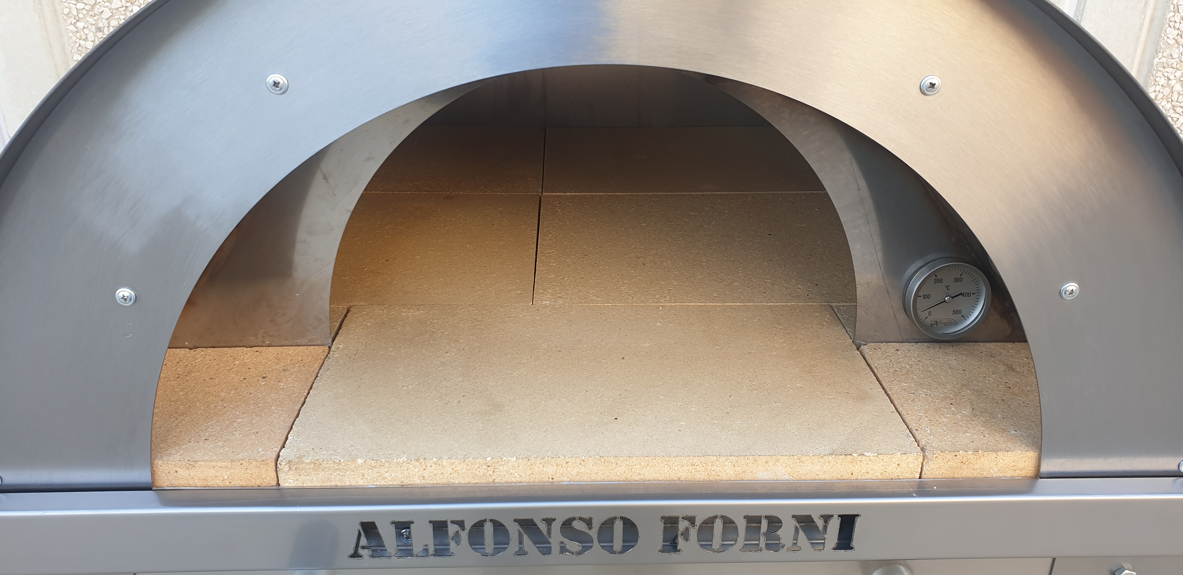 piano cottura extra-duro nel forno a legna Alfonso 4 Pizze di Alfonso Forni