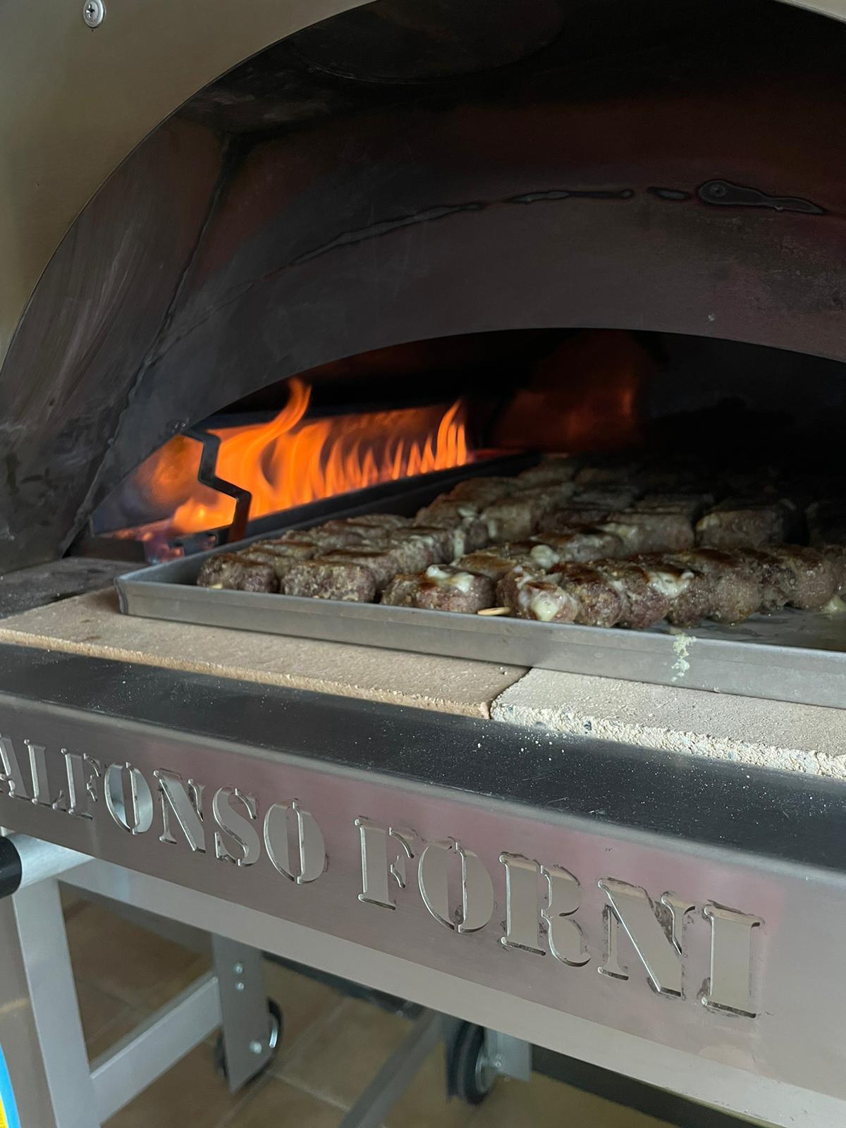 Forno a Gas Forno a Legna Alfonso 4 Pizze Ibrido con Carrello verniciato  color Antracite per Esterno o Interno Alfonso Forni