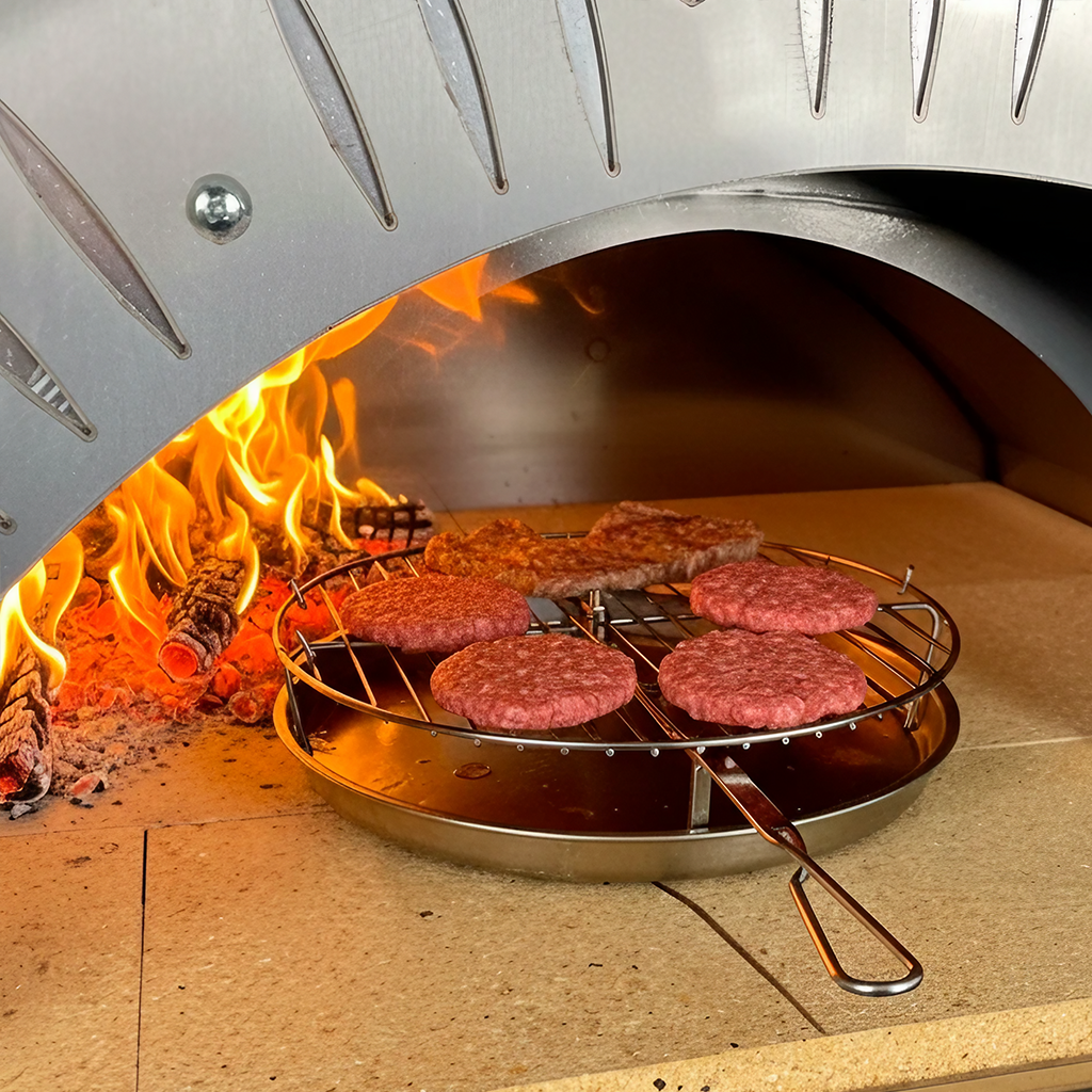 Pietanze cotte uniformemente, con il Forno a legna Alfonso 2 Pizze